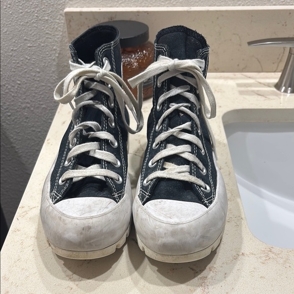 Converse Shoes - Womens Converse Chuck Taylor All Star Lugged High-Top Sneaker - Black